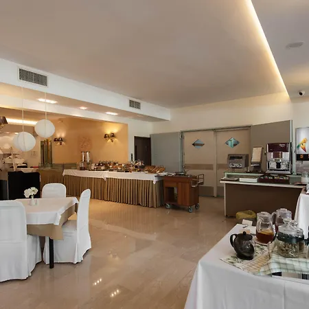 Hotel Art Debono Gouvia