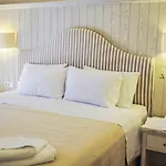Art Debono (adults Only) 4* Γουβιά