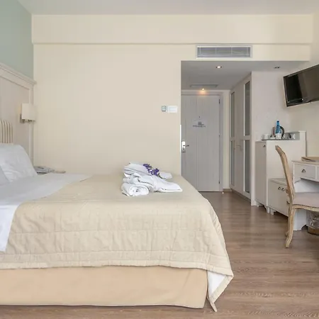 Art Debono (adults Only) Hotel Gouviá