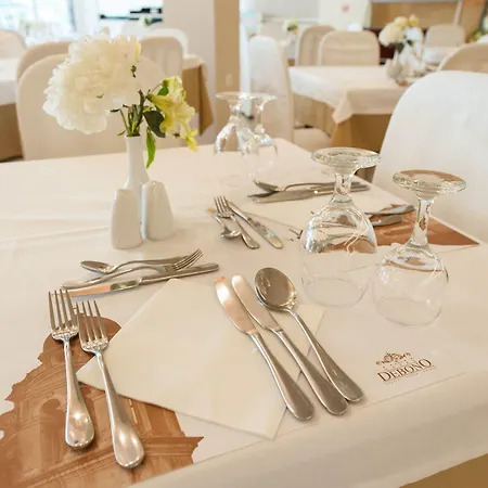 Art Debono Hotel
