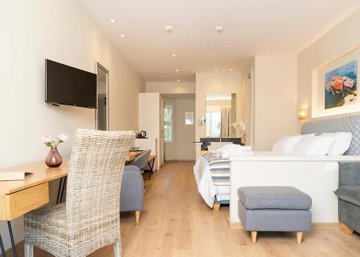 Art Debono (adults Only) Gouvia